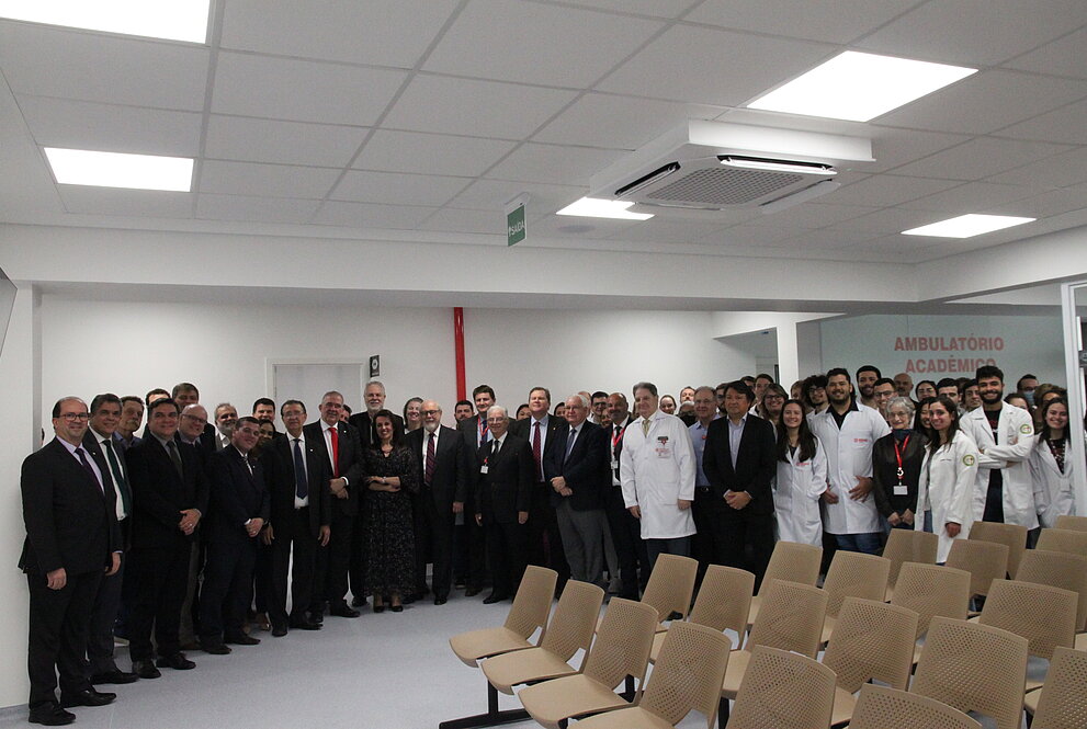 Hospital Evangélico Mackenzie inaugura nova clínica de Oftalmologia para o  SUS