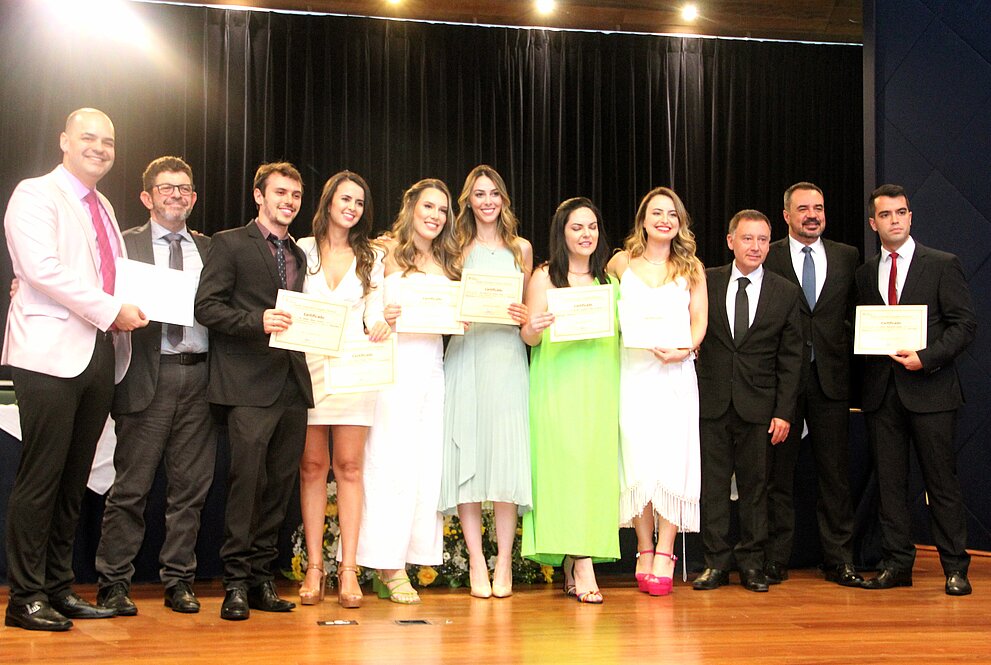 Hospital Universitário Evangélico Mackenzie forma nova turma de