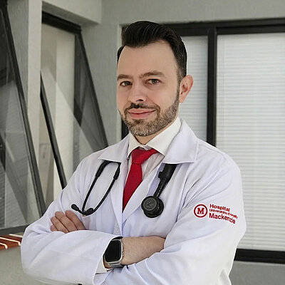 Dra. Paulo Negreiros Dra. Paulo Negreiros